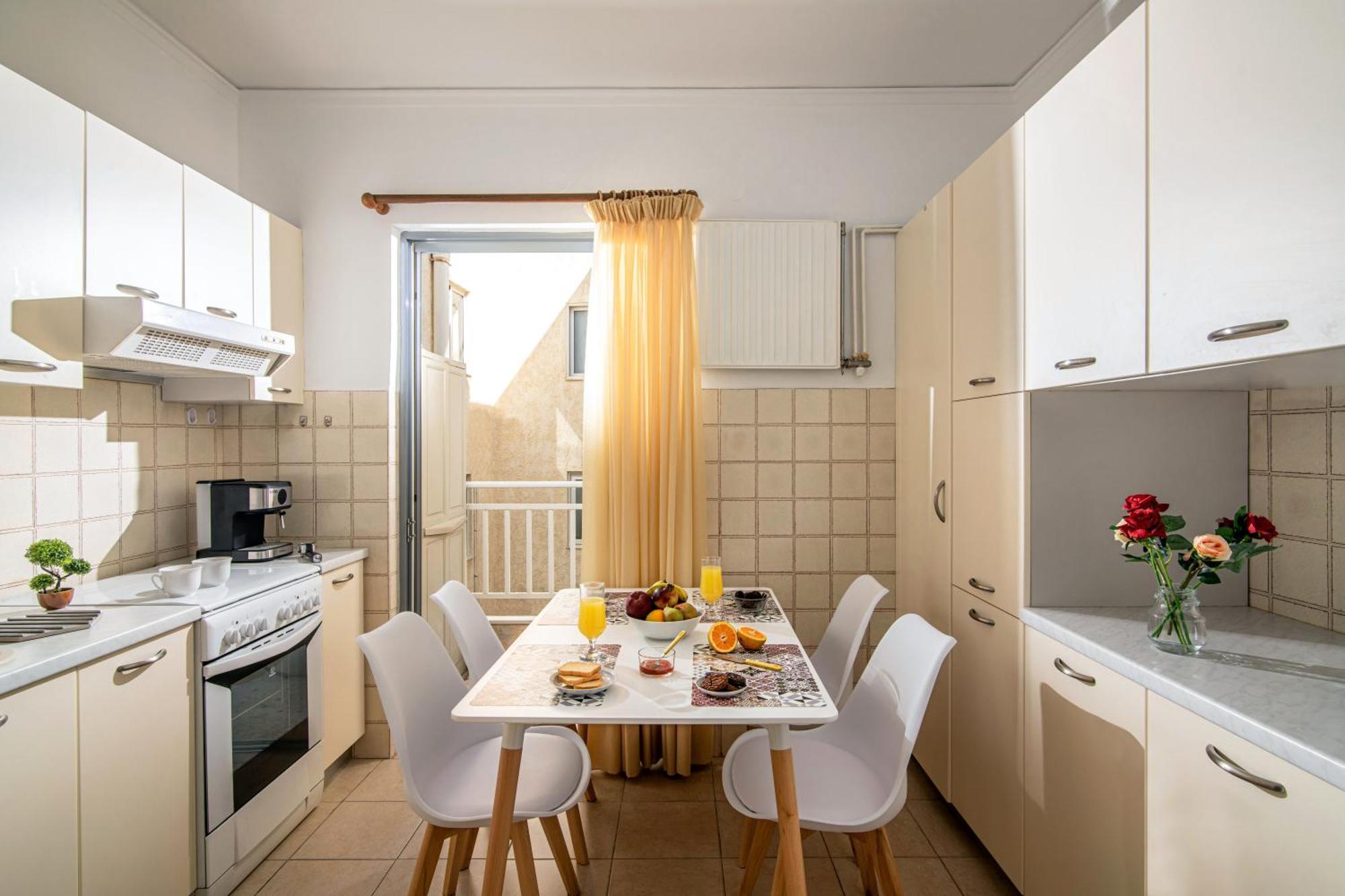 Central Double Bedroom Apartment イラクリオン エクステリア 写真